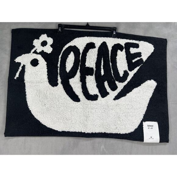 Urban Outfitters Other - Urban Outfitters Peach Bird Cotton Bath Mat Washable Black White Rug